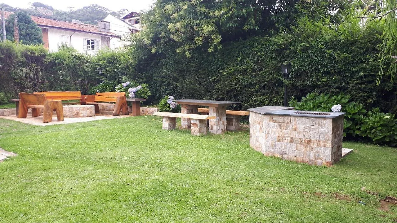 Chale De Madeira Holiday home Campos do Jordao