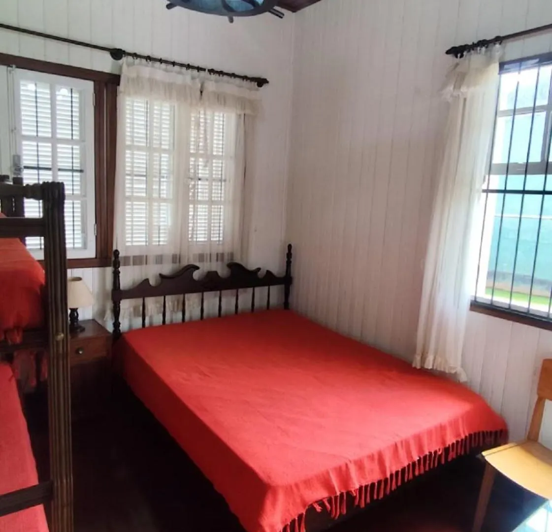 Chale De Madeira Holiday home Campos do Jordao