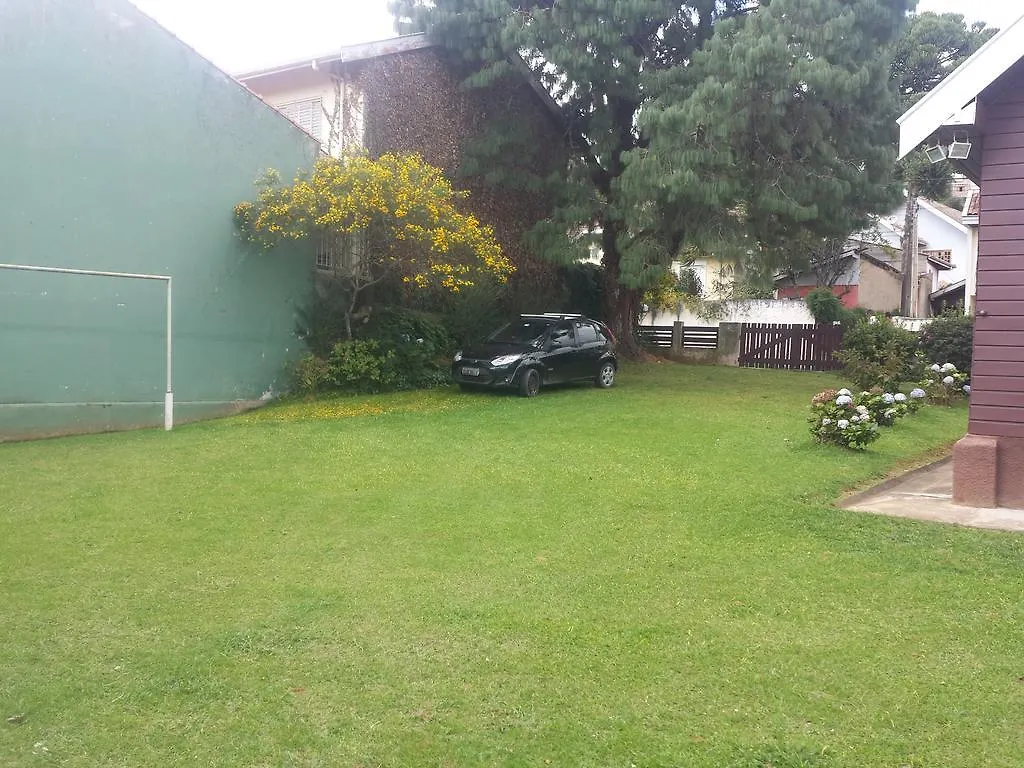 Chale De Madeira Holiday home Campos do Jordao